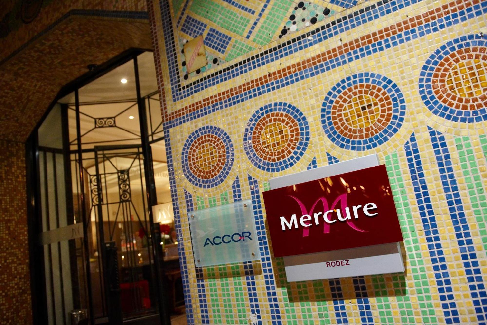 Hotel Mercure Rodez Cathedrale Exterior foto