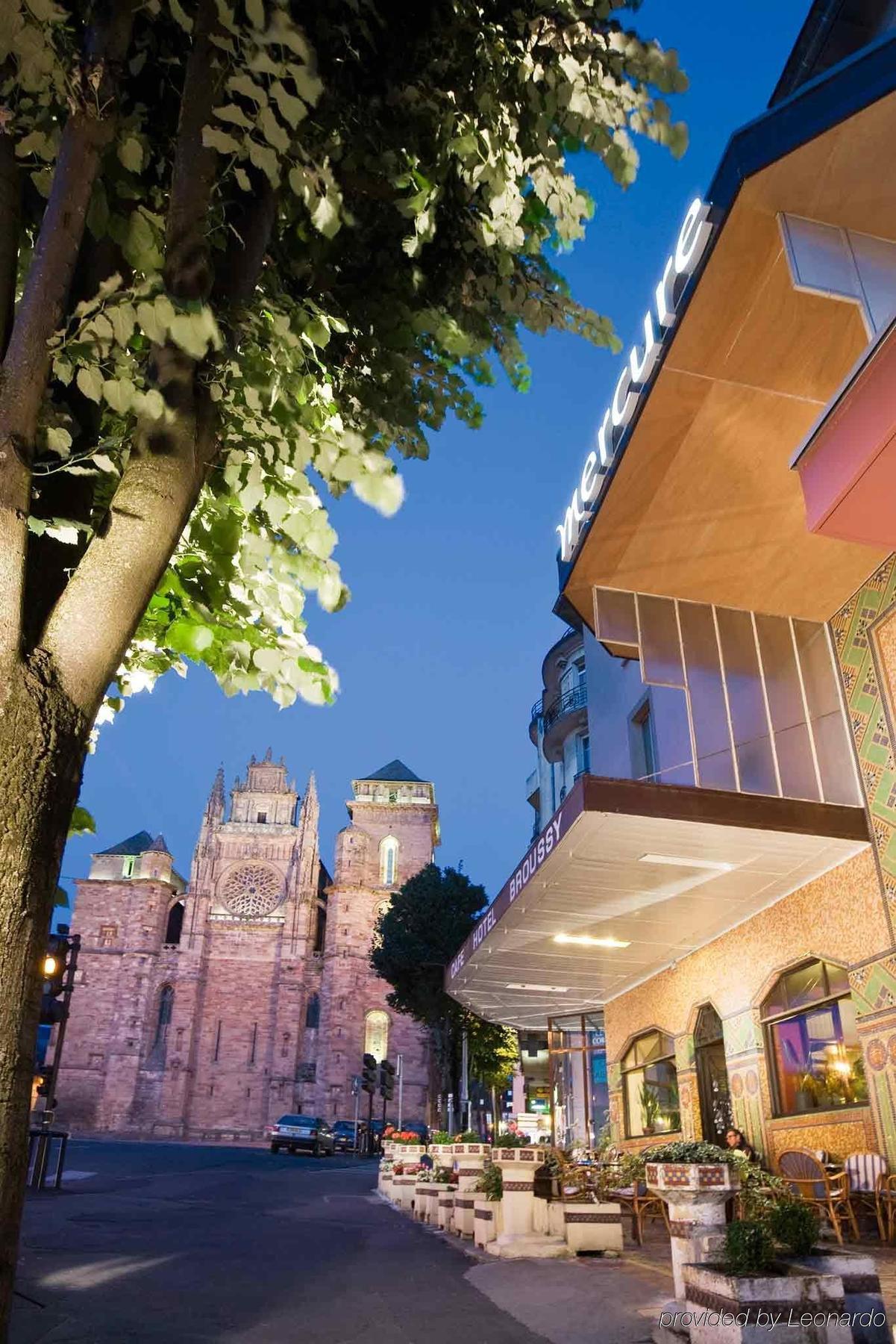 Hotel Mercure Rodez Cathedrale Exterior foto